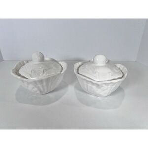 VTG OLFAIRE Portugal White‎ Ceramic Shell Lidded Bowls Set Of 2- Coastal Cottage